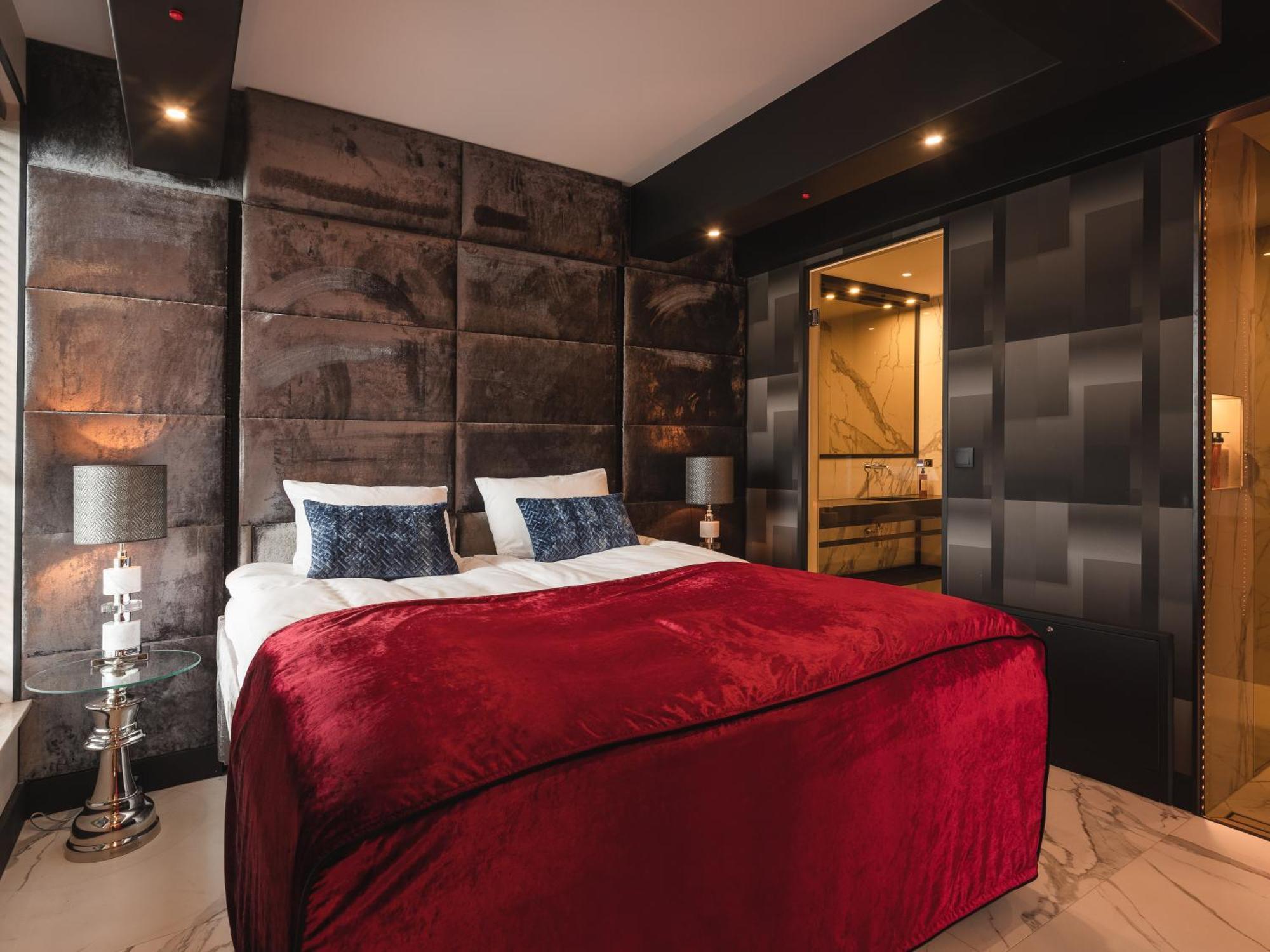Апартаменти Art Penthouse With Jacuzzi - Krakow Center Номер фото
